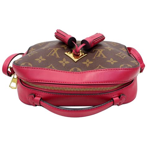 louis vuitton saintonge monogram canvas.